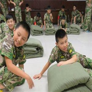 中國青少年軍事夏令營加盟