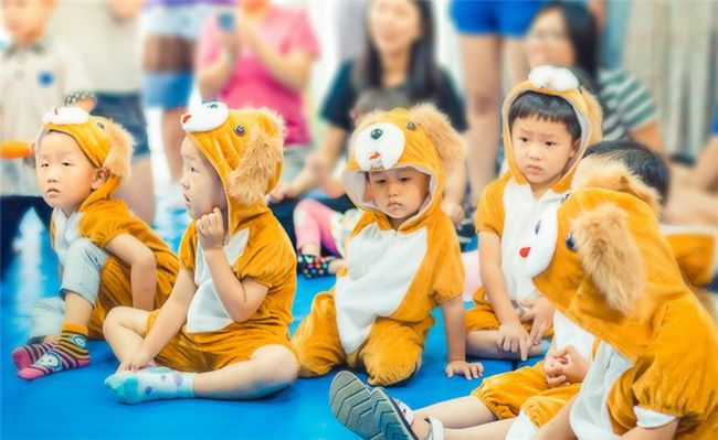 藍(lán)孔雀幼兒園加盟