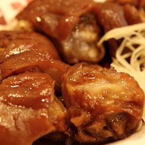 胡須張鹵肉飯加盟