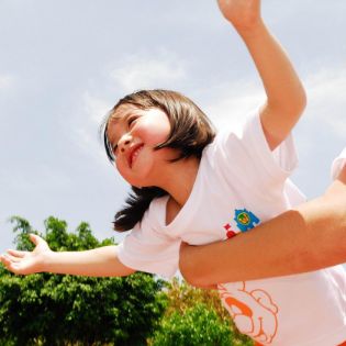 美糖智慧雙語聯(lián)盟幼兒園加盟