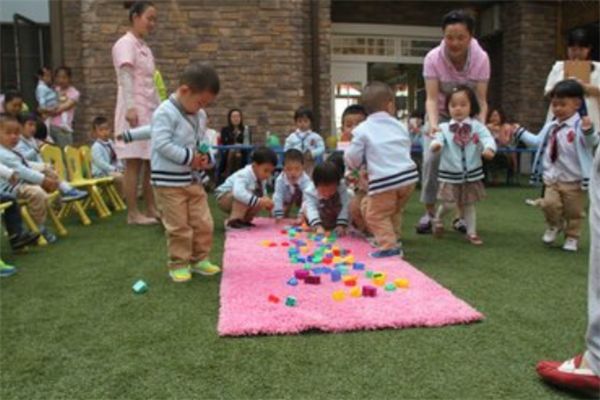 北大附屬實(shí)驗(yàn)幼兒園加盟